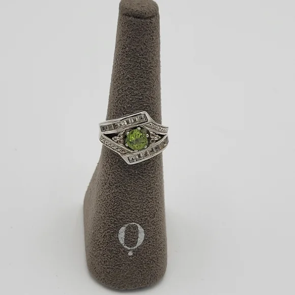 Vintage Sterling Silver 925 Green Peridot Statement Ring - Picture 3 of 11